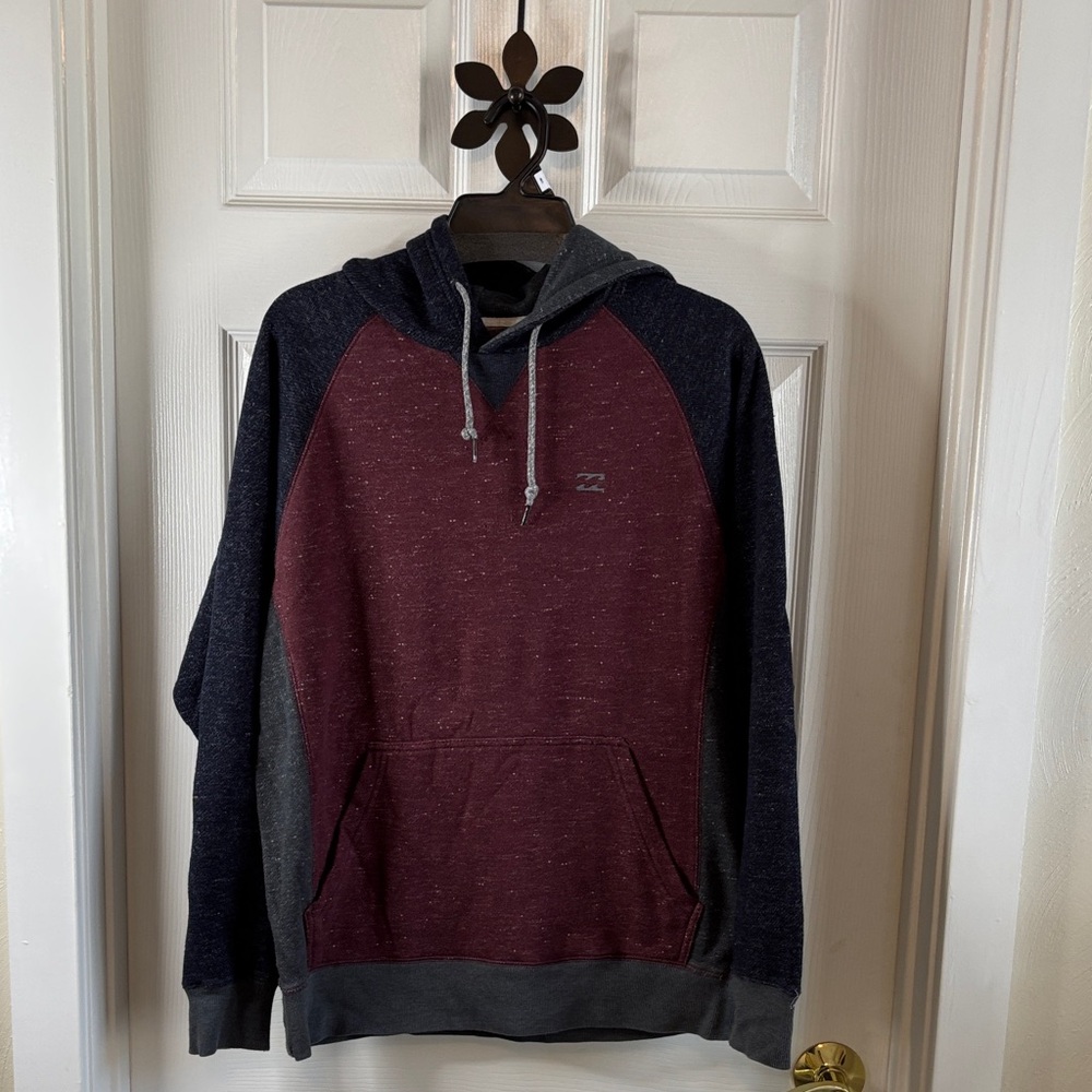 Billabong Maroon and Gray Hoodie Size Medium EUC